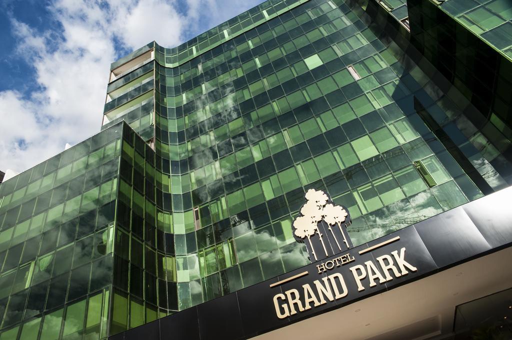 Hotel Grand Park Богота Экстерьер фото